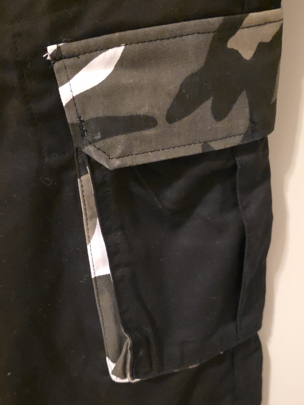 Rothco Cargo Utility Shorts XL Camo Accent - Picture 6 of 11